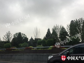 本周北京雨水高温交替出现 2日3日有雷雨炎热暂消